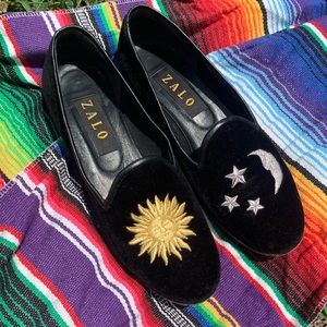 Zalo velvet celestial embroidered slippers - size 7